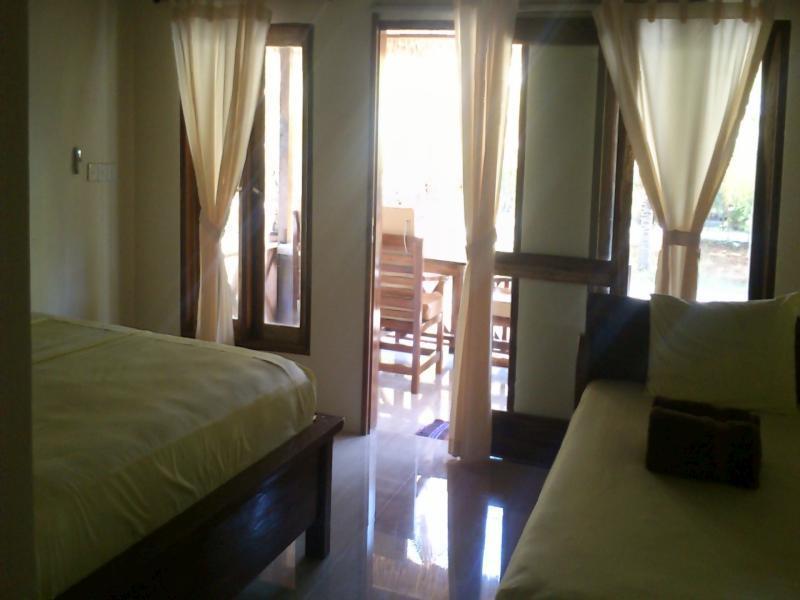 Fantastic Cottages Gili Meno Exterior photo