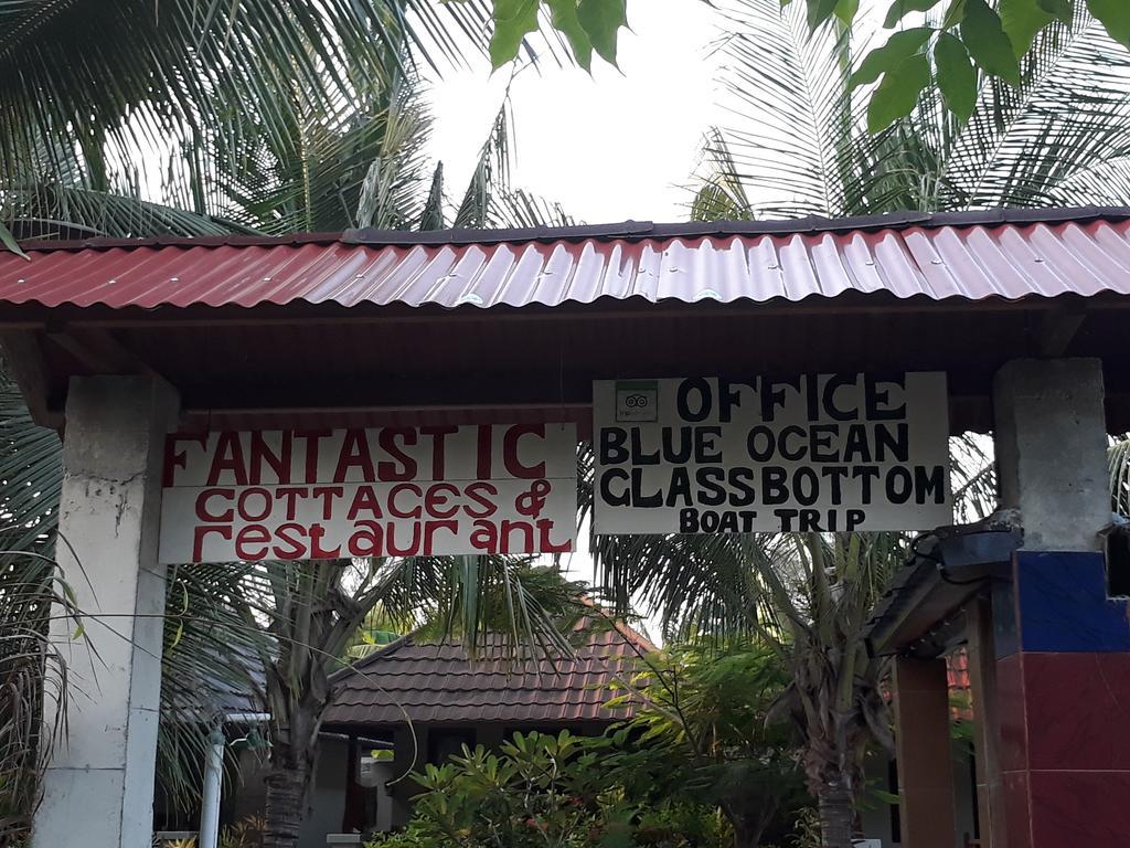 Fantastic Cottages Gili Meno Exterior photo